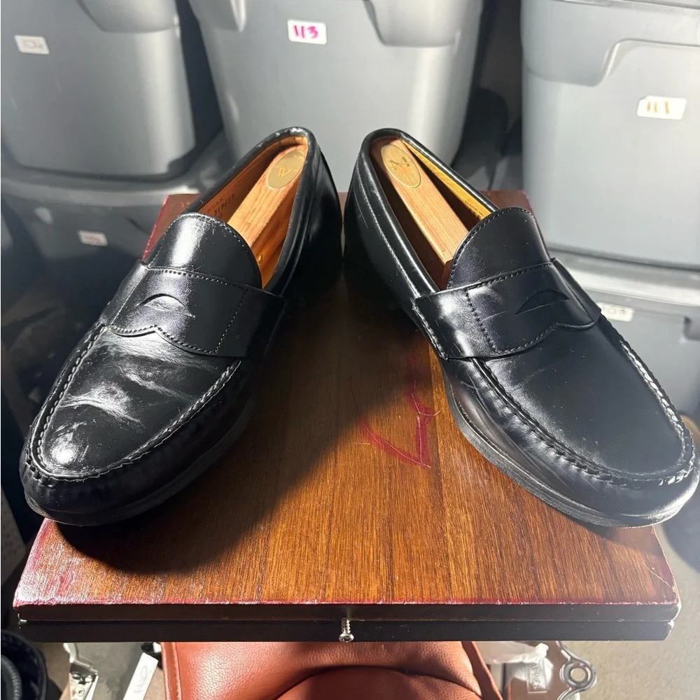 Allen Edmonds Black Leather Slip-On Size 10 Loafers(123) - Picture 2 of 12